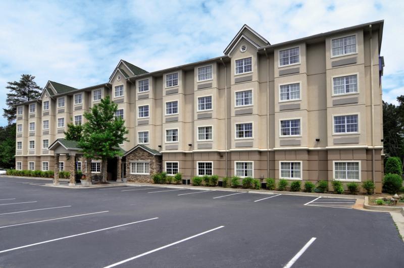 Microtel Inn & Suites By Wyndham Perimeter Center Sandy Springs Exterior photo